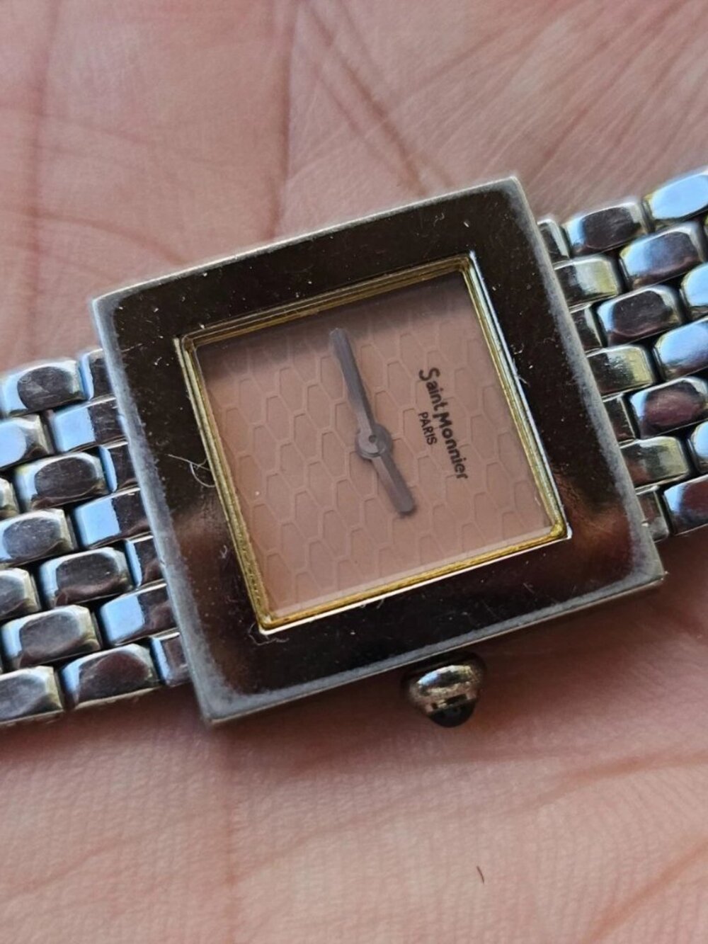 Vintage Saint Monnier Paris Ladies Wristwatch Silver Tone Pink Face Quartz Watch